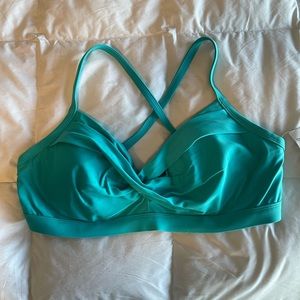 NWT ATHLETA - twist up bikini top 38D/DD